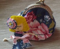 /album/bolsos-y-monederos/monedero-amy-con-nenina-jpg1/